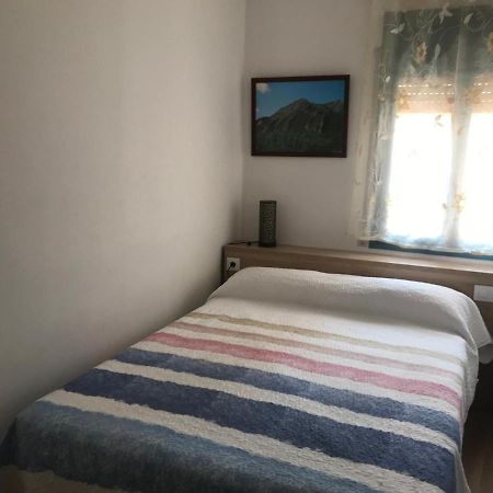 Hostal Casiano Camarasa Exterior foto